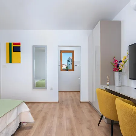 Viktor Apartment Porec